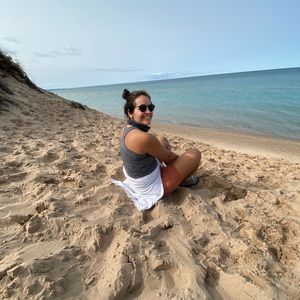 Meet your Posher, Emily